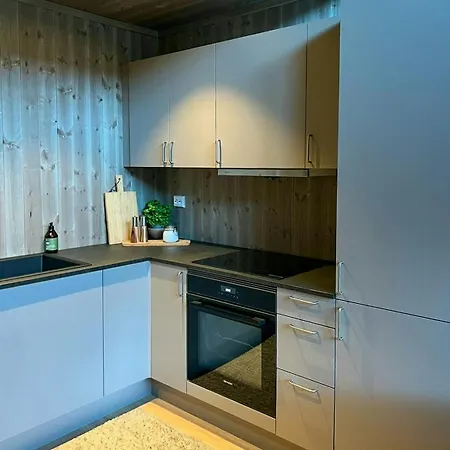 Modern In The Heart Of 호브던