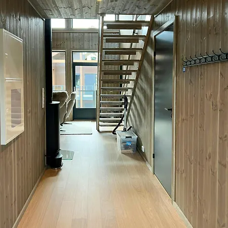 Modern In The Heart Of 아파트 *